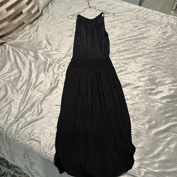 Audrey Smocked Midi Dress - Picture 3 of 3